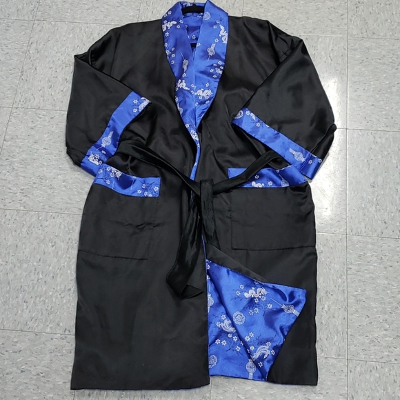 Vintage Mens Silk Chinese Robe - Picture 1 of 8
